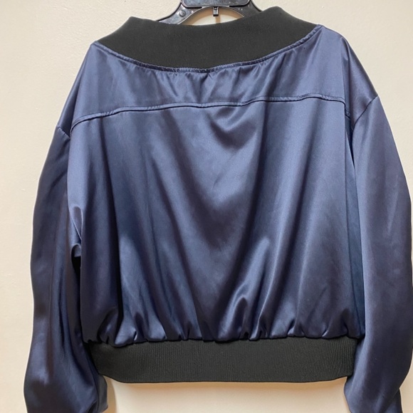 Satin jacket - Picture 4 of 5